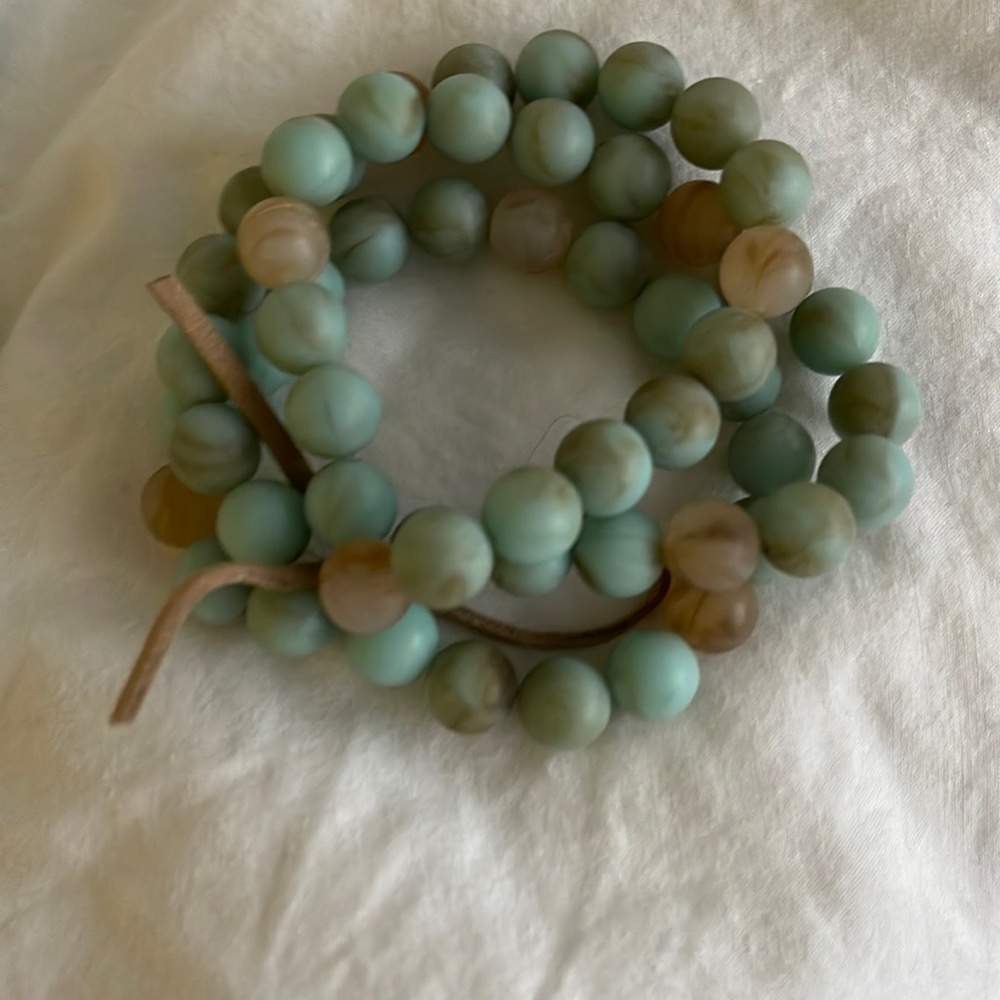 Plunder set , necklace, earrings and bracelet